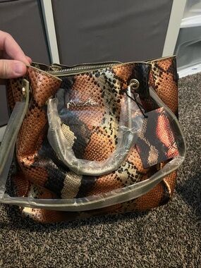 Mel Jun leather Snake-Print Tote Handbag in Brown and Black